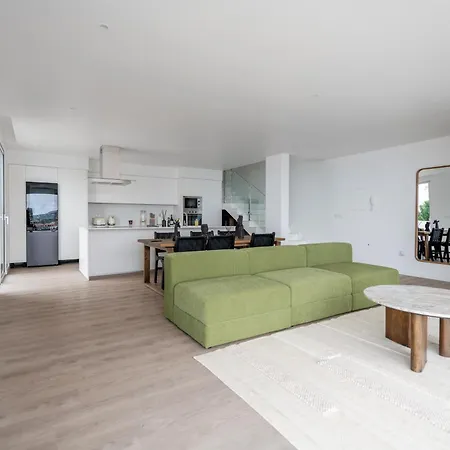 Sunny Ocean View - Calma *