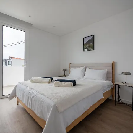 Sunny Ocean View - Calma *