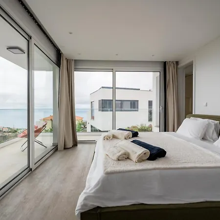 Sunny Ocean View - Calma