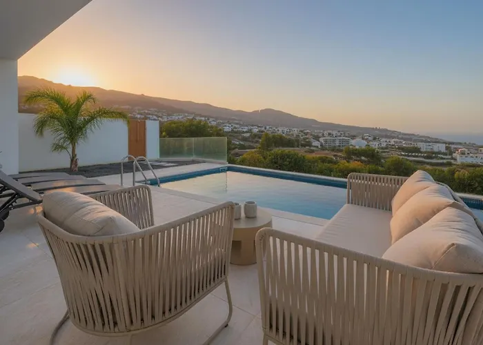 Villa Sunny Ocean View - Calma